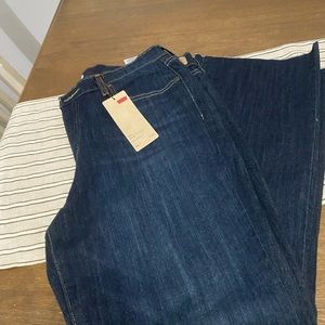 515 Bootcut Jeans